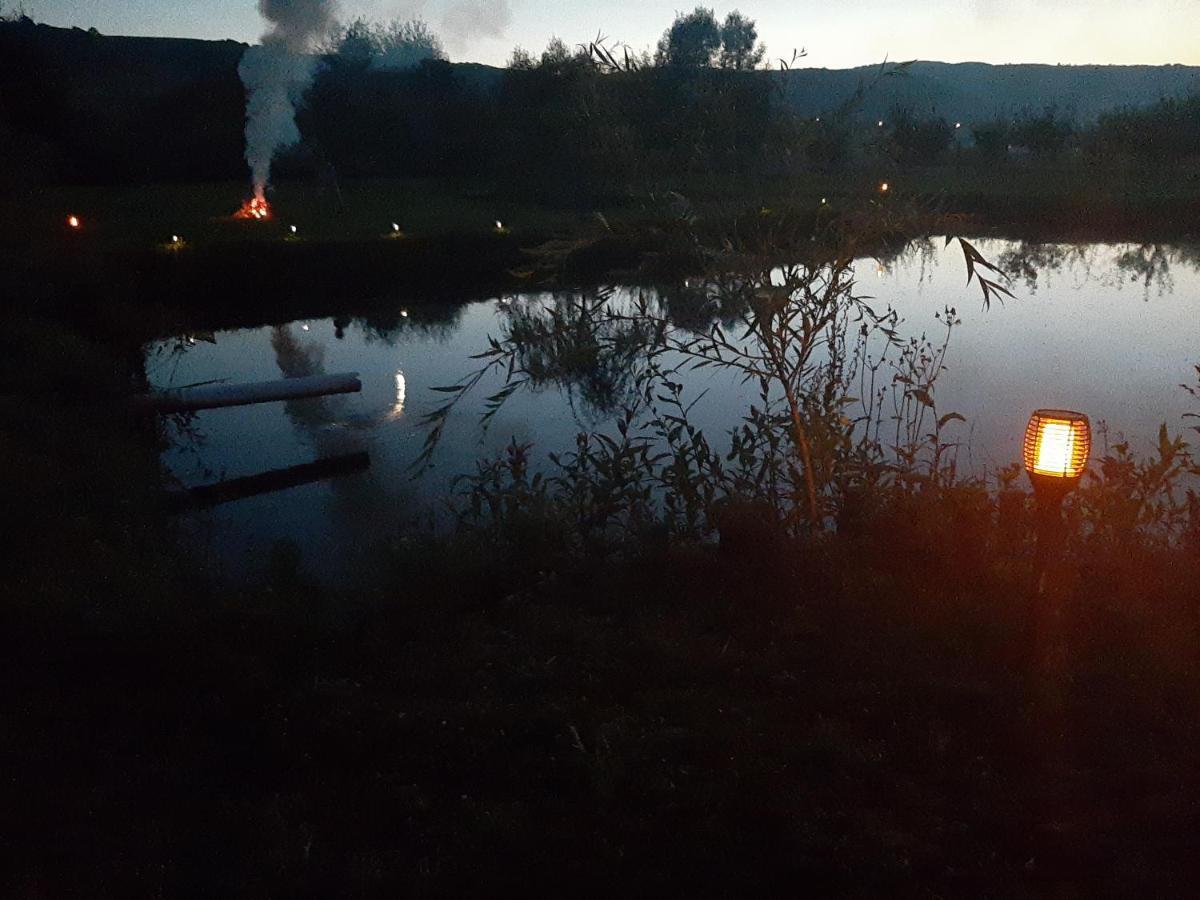 Kacso Apartma Ocna de Sus Esterno foto