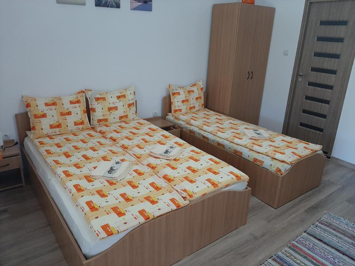 Kacso Apartma Ocna de Sus Esterno foto