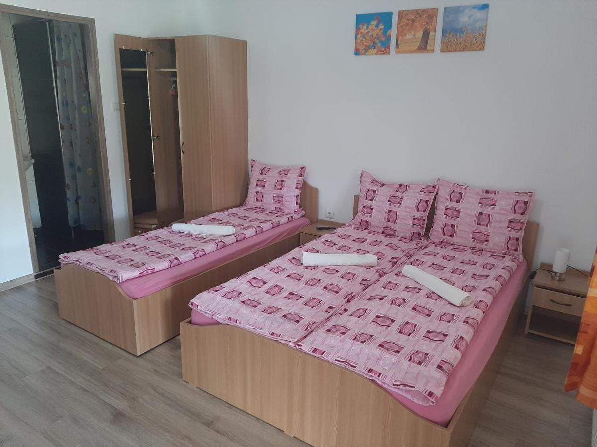 Kacso Apartma Ocna de Sus Esterno foto
